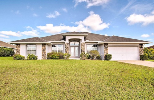 Ocala House | Spacious Ocala Home w/Lanai & Private Pool!