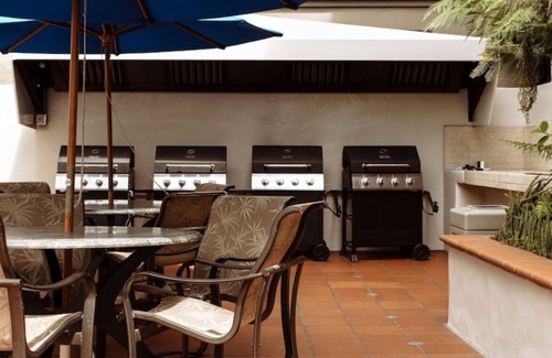 Carlsbad Village Resort | Spacious Ocean View 1-bedroom, kitchen, resort with WiFi, AC in lovely Carlsbad