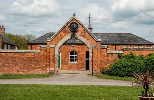 York House | Spacious period property on historic, private estate with seasonal, outdoor pool