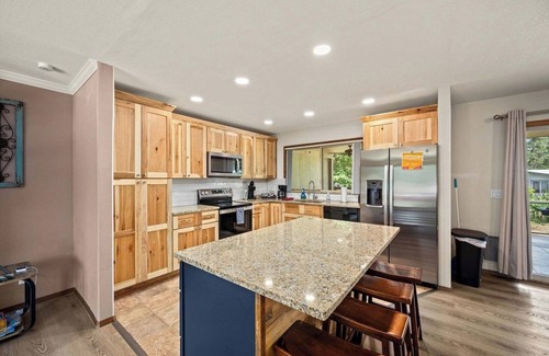 Post Falls House | Spacious Pet Friendly Home near Coeur d’Alene!
