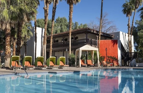Borrego Springs Hotel | Spacious Poolside Room in Elegant Desert Resort! 5 Pools & Hot Tub Fun