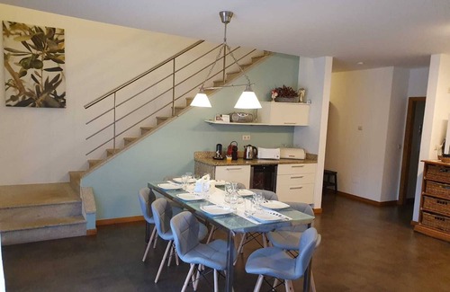 Cossourado Villa | Spacious, quiet Olival villa - Air-conditioned and heated