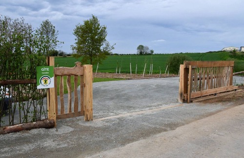 Cheffois Cottage | Spacious Renovated Barn with Indoor Pool, Large Garden, and Accessible Facilities