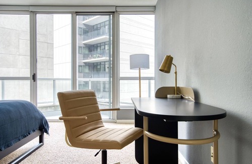 Rincon Hill Apartment | Spacious Rincon Hill 1BR w/Gym, Balcony + Hot tub by Blueground