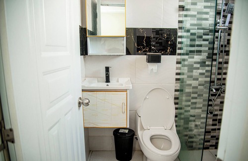 Punta Cana Apartment | Spacious room (queen size bed) in a hotel in Punta Cana