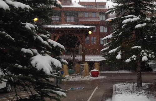 South Lake Tahoe Resort | Spacious Room at The Marriott Grand Residence
