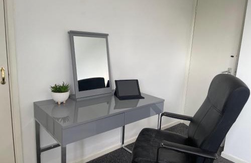 Norwich House | Spacious rooms close the hospital, UEA and the city centre