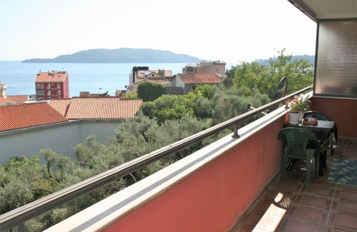Rozino Apartment | Spacious Sea View Apartment