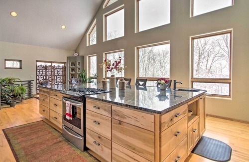 Cohasset House | Spacious & Secluded Home by Pokegama Lake!
