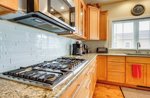 Northeast South Bend House | Spacious South Bend Home - Walk to Notre Dame!
