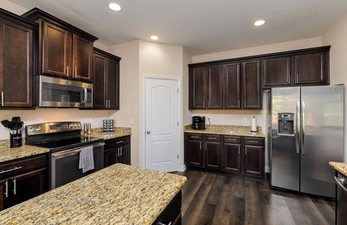 Sun Bay South House | Spacious South Tampa Retreat