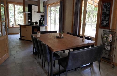 Bosgebied Hoenderloo House | Spacious Stay Near Veluwe