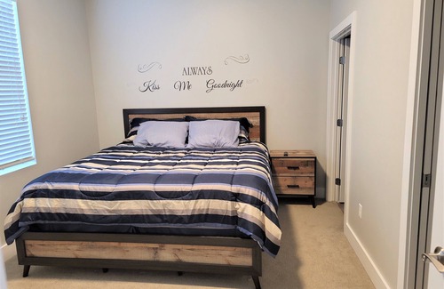 Downtown Apartment | Spacious Studio Downtown minutes from hospital