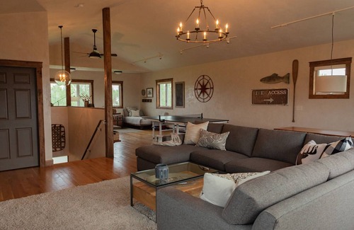 Bozeman House | Spacious studio! Quiet, clean & comfortable. Excellent location!
