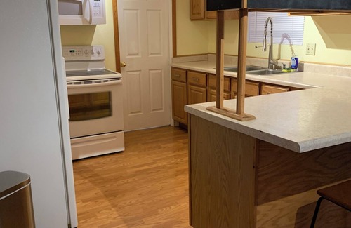 Waller Apartment | Spacious Studio Summit Area