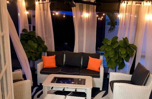 Boynton Beach Apartment | Spacious studio w/ spa and pool!
