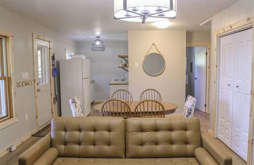 Nairn Centre Cottage | Spacious Three-Bedroom Cottage on pristine Fairbank Lake
