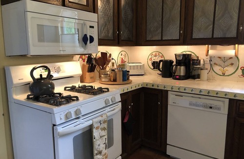 Glenwood Grove - North Iris House | Spacious townhome, centrally located, quiet neighborhood in Boulder, CO