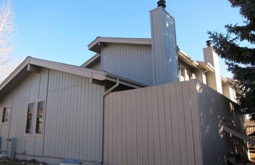 Glenwood Grove - North Iris House | Spacious townhome, centrally located, quiet neighborhood in Boulder, CO
