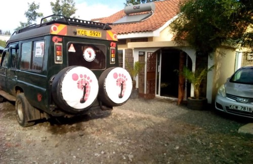 Syokimau House | Spacious TWIN Room/One-bedroom bungalow in serene Nairobi with WiFi, AC