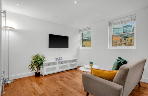 Bishopsgate Apartment | Spacious Two Bedroom Serviced Apt in Artillery Lane, near Shoreditch by MySquare