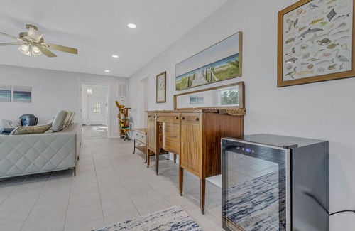 Reedville House | Spacious waterfront family retreat. Dogs welcome!, 1-Level Home w/Rec Room and Fenced Yard