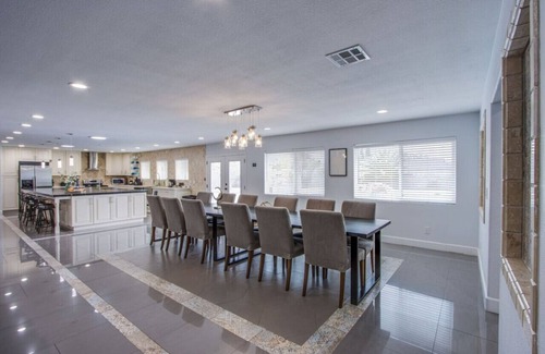 Spring Valley Villa | Spacious Vegas Villa Luxury w/pool, games, courts - 15 min to LV Strip