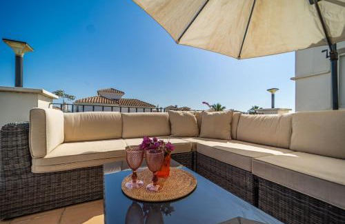 Roldan Villa | Spacious Villa - DN32LT