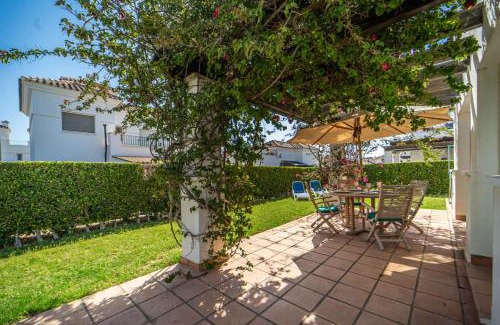 Roldan Villa | Spacious Villa - DN32LT