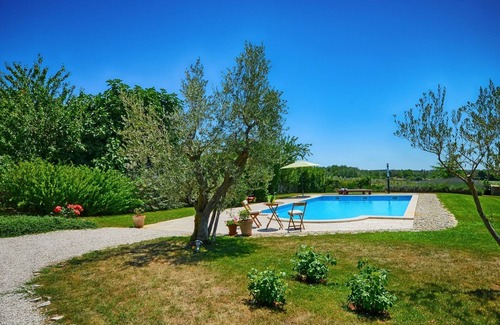 Kringa Villa | Spacious Villa in Kringa Croatia with Private Pool