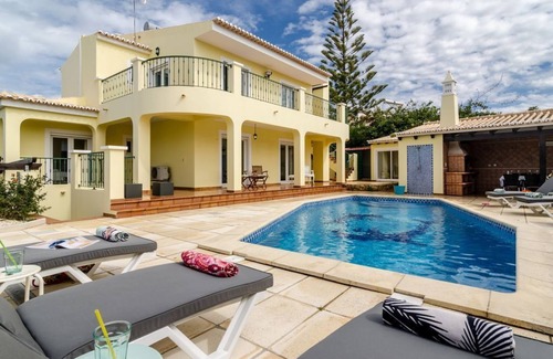 Luz Villa | Spacious villa with private pool and games room in quite location!