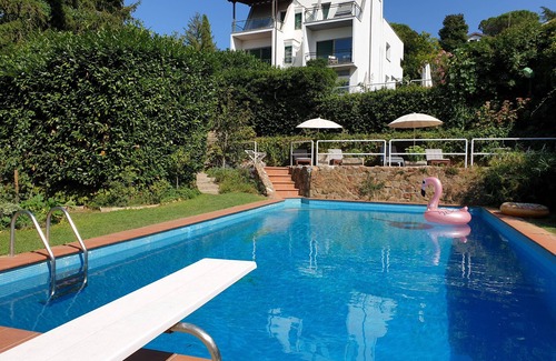 Formello Villa | Spacious villa with private pool Rome 20 minutes away overlooking national park