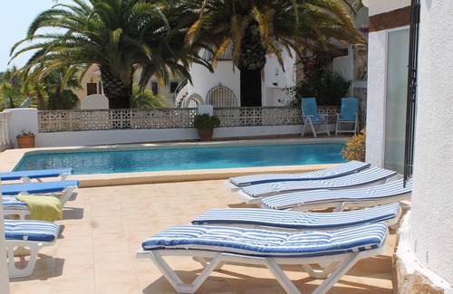 Paichi Villa | Spacious villa with sea and mountain views