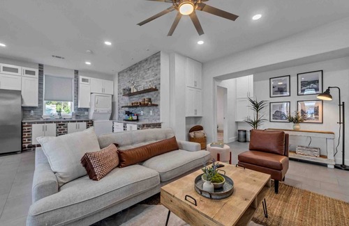 Ocean City Apartment | Spacious Waterfront Retreat 3BR King Beds Suite