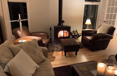 Faraday Cottage | Spacious Waterfront Cottage with Privacy and Stunning Views