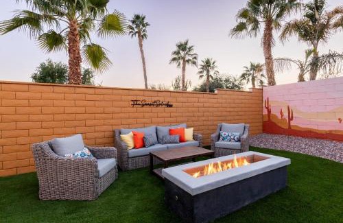 Las Brisas North House | Spacious Yard, Sparkling Pool & Spa, Firepit, 9beds!
