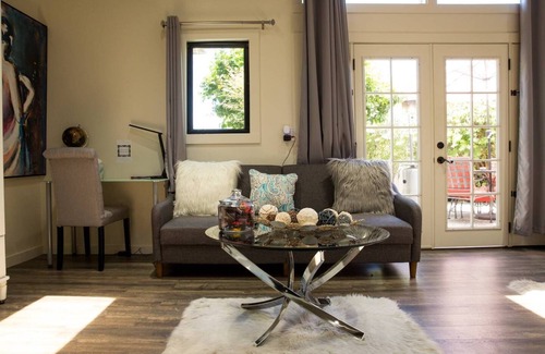 Paradise Valley Apartment | Sparkling Clean Luxury Suite near SF/SFO/BART/CalTrain + EV + Free Parking +WiFi