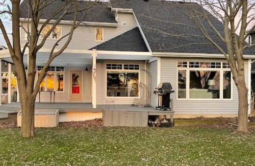 Plympton-Wyoming Cottage | Sparks on the Water- Blue Point Bay II