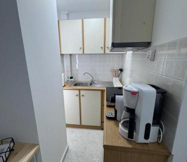Sparta Apartment | Spartan Nest Modern Cozy Stay