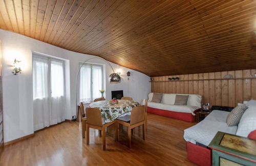 Cortina d'Ampezzo Apartment | Spazioso appartamento centralissimo con wi-fi.