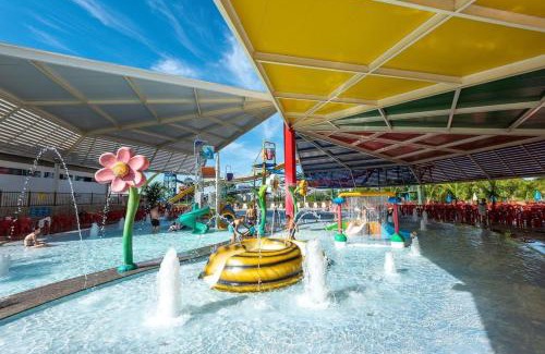 Prive das Caldas Apartment | Spazzio diRoma - Caldas Novas - até 4 pessoas - Incluso parque do hotel 24 horas