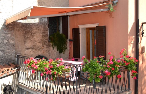 Castelletto Apartment | SPECIAL OFFER BRENZONE ON THE GARDA