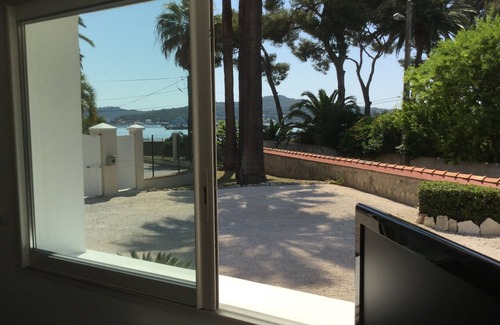 Tamaris Villa | Special offer 700€ per week Bas de Villa Facing the sea with garden, from October to May