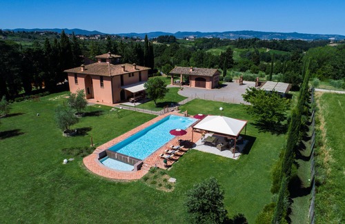 Peccioli Villa | Special Offer! Holidays, (Villa Lestra 8 + 3) Area Volterra, San Gimignano, Pisa
