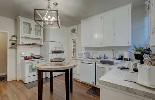 West University House | *Special Rate*Stone Minerva Estate~Groups~Downtown