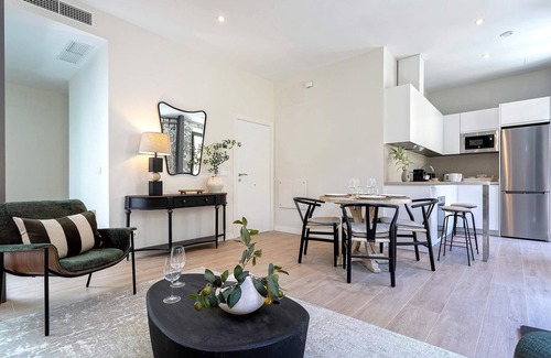 Central District Apartment | Spectacular apartment in Granada center. San Matías III
