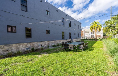 East Little Havana Apartment | Spectacular Apartment near Brickell