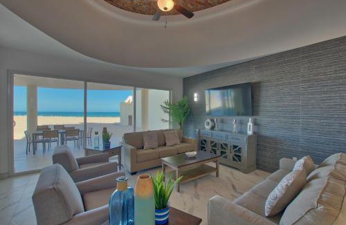 Puerto Penasco House | Spectacular Beachfront 5 bedroom Home V13 Playa Azul Resort