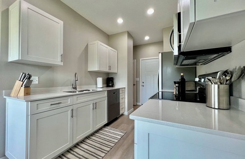 Cedar Falls House | Spectacular Cedar Falls Townhome!