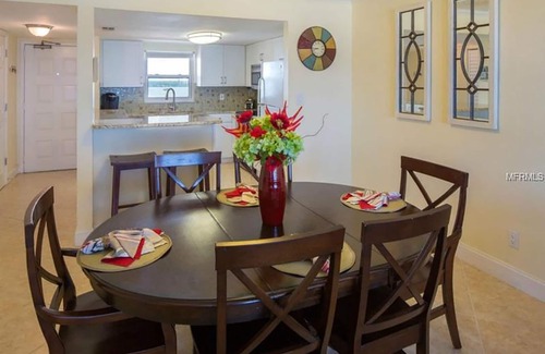 Sand Key Condo | Spectacular Gulf-Front Fully Renovated 2B/2B In Sand Key,Clearwater Beach,FL